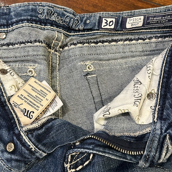 Miss Me- Rhinestone Boot Jean - Picture 9 of 9